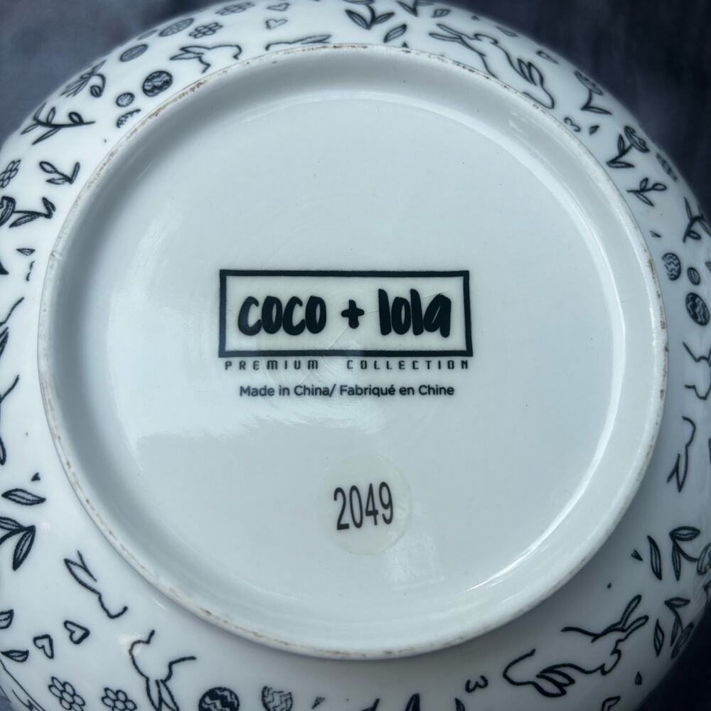 Coco & Lola Premium Collection Pair of Bowl Raster Bunny & Eggs Whimsical - Picture 5 of 8